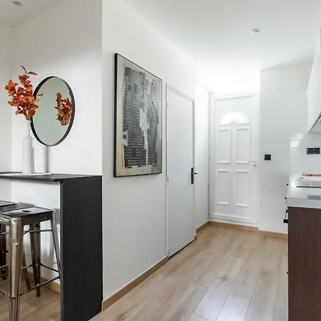 Hsh Truffaut-batignolles Cosy 1br-4p Apartment